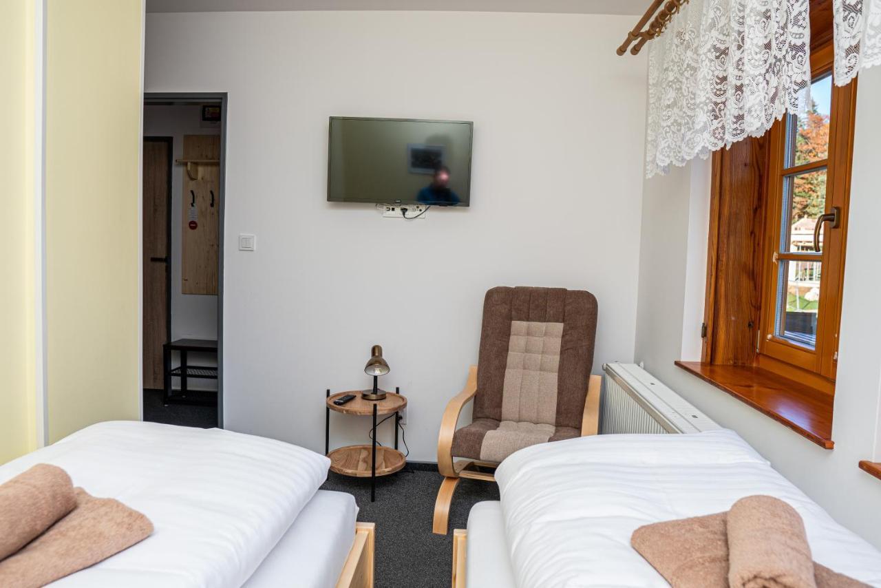 Horsky Hotel Paprsek Старе-Место Экстерьер фото